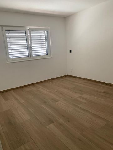 3.5 Zimmer, 75 m², 1. Stock - Photo 3