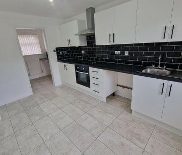 2 bedroom terraced house to rent - Photo 6