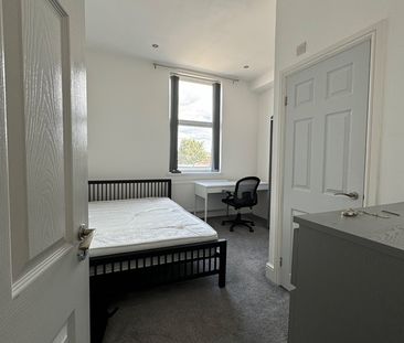 3 Bed Flat, Queens Road, NG9 - Photo 4