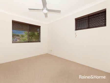 2/1 Sundridge Street, Taringa, QLD 4068 - Photo 3