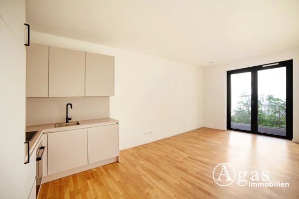 Top ausgestattete 2 Zimmer Wohnung mit ca. 51m², EBK und schönem Balkon in Berlin-Mitte! - Photo 1