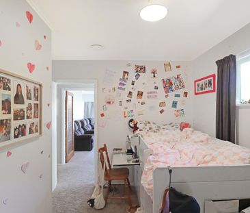 Stokes Valley Living - Photo 5