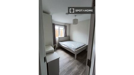 2-bedroom apartment for rent in Cabra-Drumcondra, Dublin - Photo 3