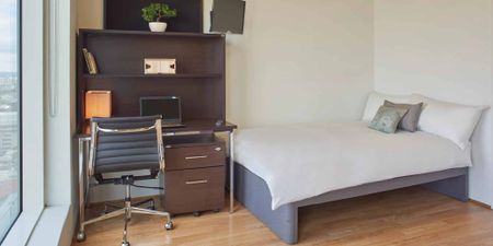 4 Bed Apartment - Photo 5