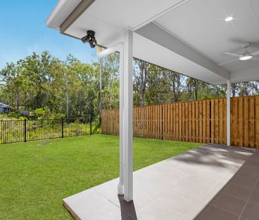 The Ideal Unit with a Yard! - Photo 5