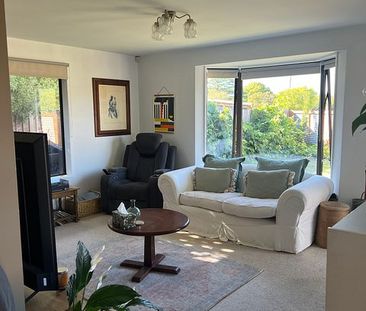 Lovely warm and spacious two bedroom house - Photo 5