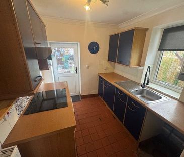 2 bedroom house to rent - Photo 1