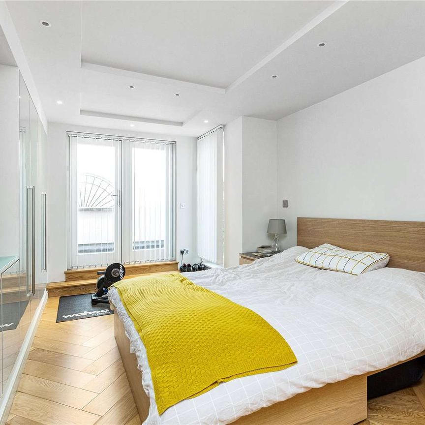 West Hill, Putney, London, SW15 2UJ - Photo 1