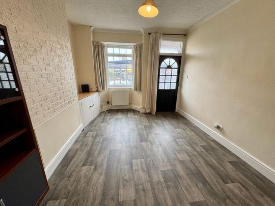 2 bedroom terraced house to rent - Photo 1