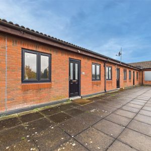 Shifford Crescent, Shifford Crescent, - Photo 3