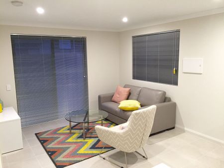 Fantastic Courtyard for Entertaining @ $720 Per Week - Photo 2