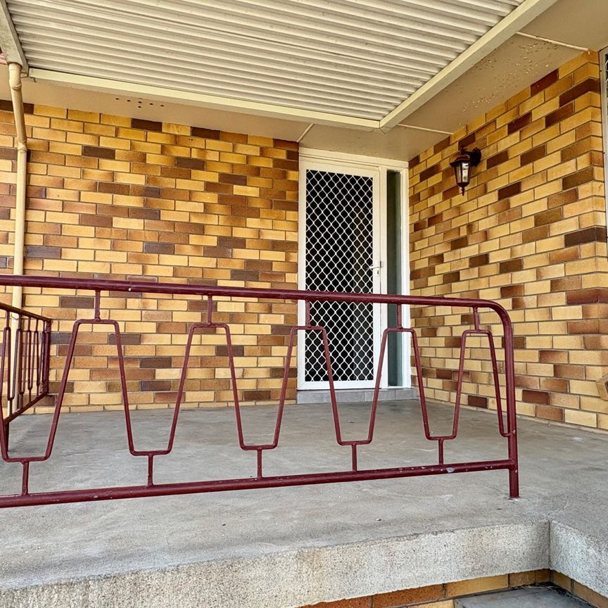 SOUTH TAMWORTH- 3 Bedroom Home - Photo 1