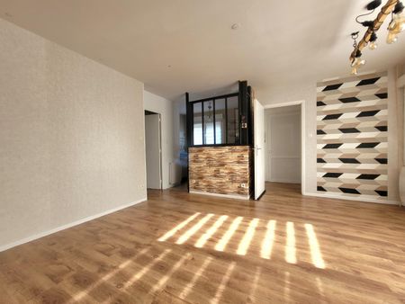 Location Appartement 3 pièces 51m² CALAIS 62100 - Photo 2