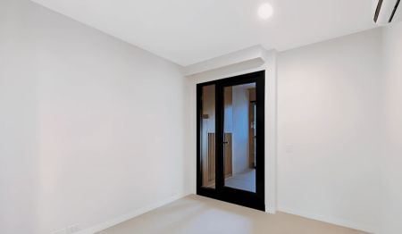 2 Bedroom*813 - Photo 4