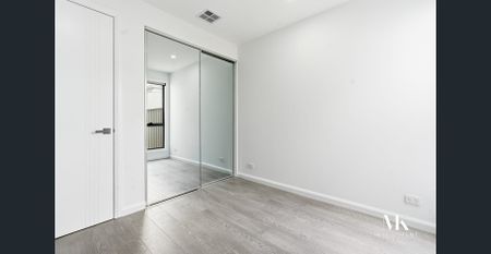 Spacious Family Living in Prime Mickleham Location - Photo 2