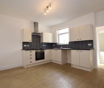 Room in a Shared House, Kensington Road, BS16 - Photo 1