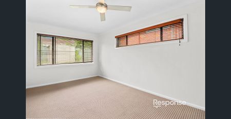 Spacious 5-bedroom home in the heart of PENRITH! - Photo 2