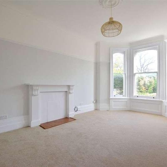 Burnt Ash Road, London, SE12 - Photo 1