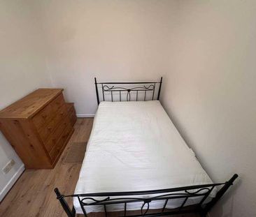 Walsgrave Road, Stoke, Coventry, CV2 - Photo 2