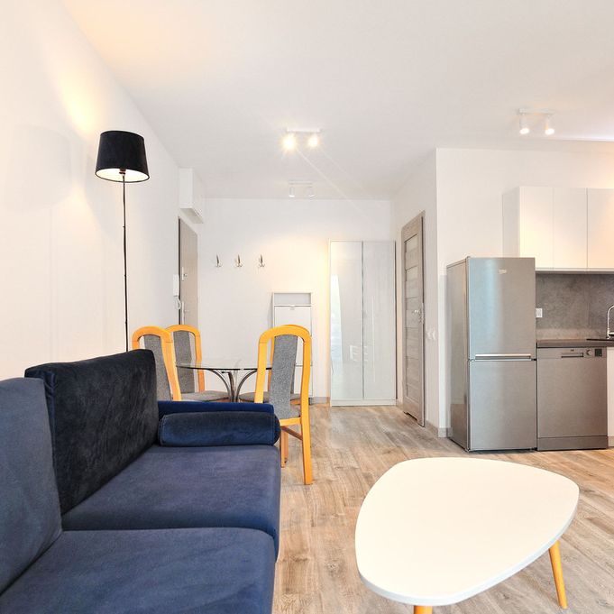 Mieszkanie z ogródkiem i miejscem postojowym - Photo 1