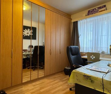 Appartement te huur in Genk voor € 950 met 3 slaapkamers - Foto 6