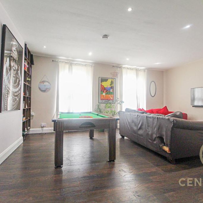 4 bedroom apartment to rent - Photo 1