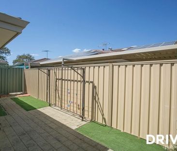 OVER 40'S COMPLEX - Photo 1