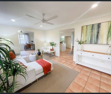 Modern Family Home! - Photo 3