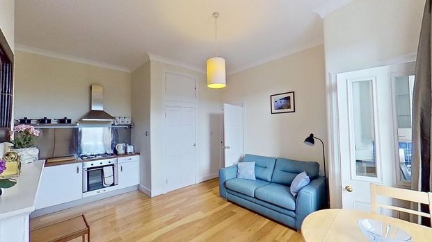 1 bedroom flat to rent - Photo 1