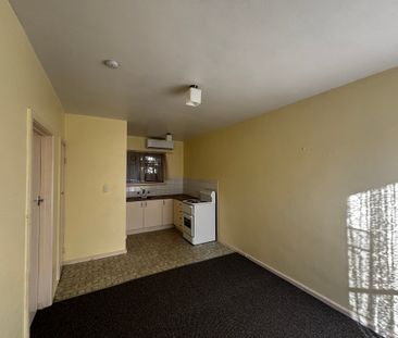 13 / 28 Eumeralla Road, CAULFIELD SOUTH - Photo 5