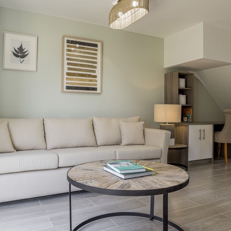 Throwster Drive, Sudbury - Photo 1