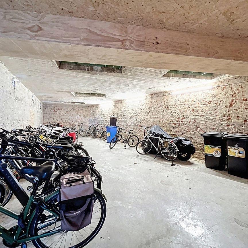 Energiezuinig 2 slpk appartement met terras & garage in Gent - Photo 1