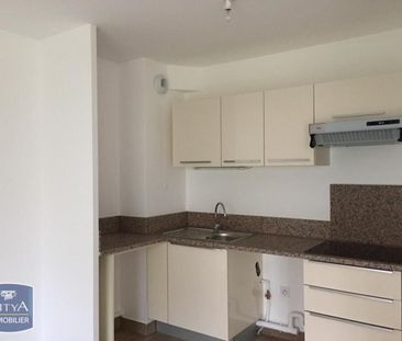 Location Appartement 3 pièces 62m² BUC 78530 - Photo 3