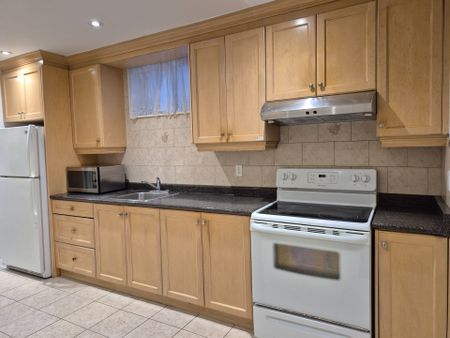 For Lease - 49 Boon Avenue Unit# Lower, Toronto, Ontario - Photo 5
