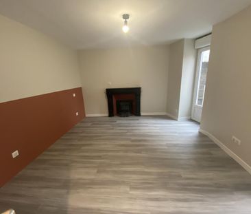 Location Appartement 2 pièces 62m² LE CREUSOT 71200 - Photo 3