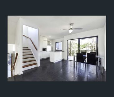 Room 3 - 2/484 Wynnum Road, Morningside, Qld 4170 - Photo 1