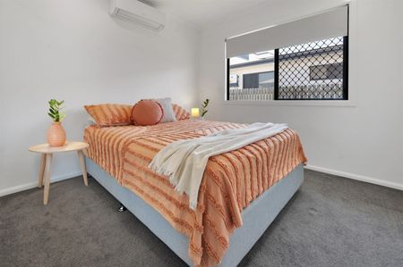 5 Werrington Street, Bohle Plains QLD 4817 - House For Rent | Domain - Photo 4