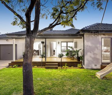 ENTERTAINERS DELIGHT WITH INDOOR-OUTDOOR FLOW! - Photo 3