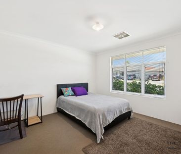 Modern Living in the Heart of Lynwood - Photo 5