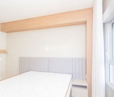 Loft com 1 quarto e 33m² para alugar em Passo d'Areia, Porto A... - Photo 5