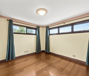 Charming 3-Bedroom Home with Entertaining Deck & Spa - Photo 1