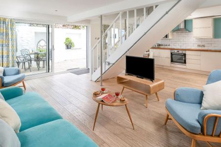 2 bedroom cottage to rent - Photo 2