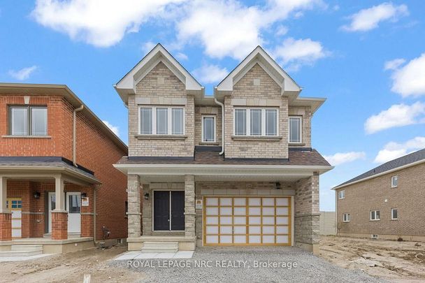 For Lease - 106 Palace Street, Thorold, Ontario - Photo 1