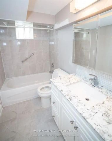 550 Glencairn Avenue #Bsmt 2 - Photo 2