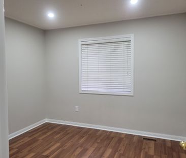 For Lease - 20 Bowsfield Drive, Brampton, Ontario - Photo 5