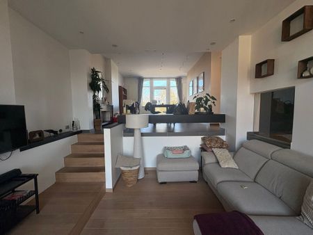 Te huur: prachtig duplex appartement met 2 slaapkamers en terras te Prinsenlaan, Oostende. - Foto 2