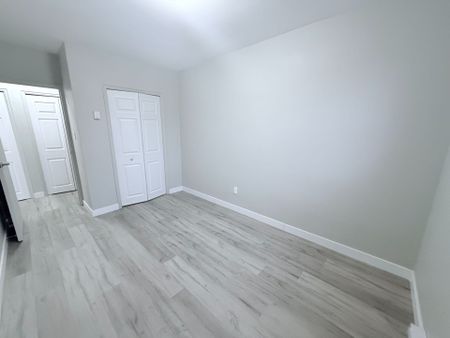 For Lease - 330 Gibb Street Unit# 201, Oshawa, Ontario - Photo 3