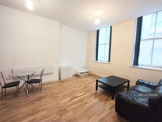 1 bedroom flat to rent - Photo 1