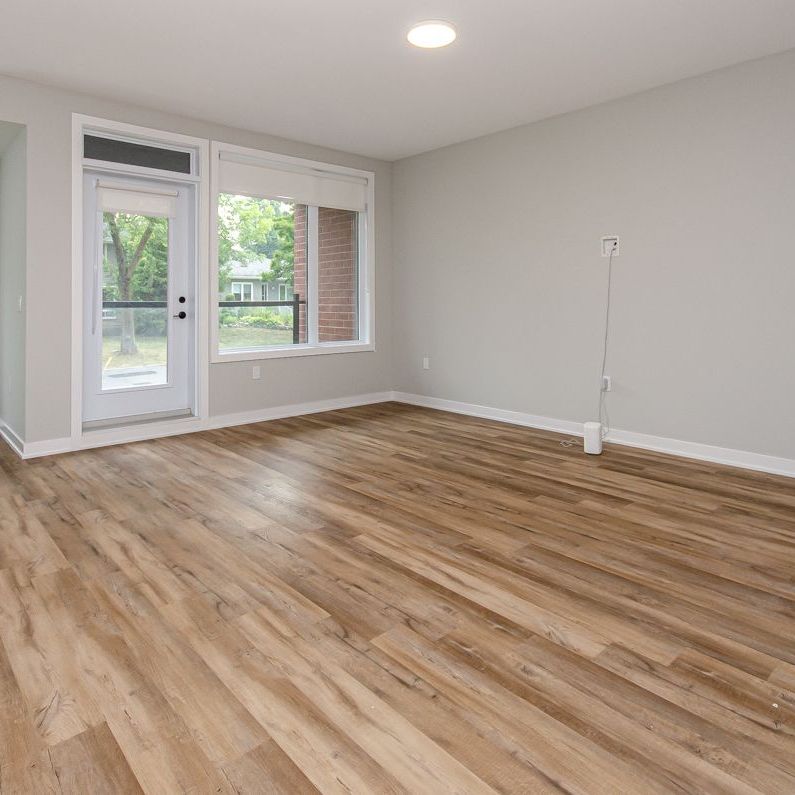 For Lease - 1291 Summerville Avenue Unit# 304, Carlington - Central Park, Ontario - Photo 1