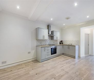 3 bedroom property to rent - Photo 3